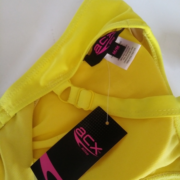 NWT tropical 2 piece bathing suit. Medium - Picture 6 of 6